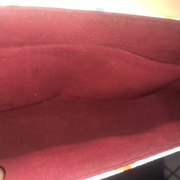 ๐โจ COLLECTABLE โจ๐ MULTICOLOR CROSSBODY LOUIS VUITTON SOLOGE - Picture 9 of 15